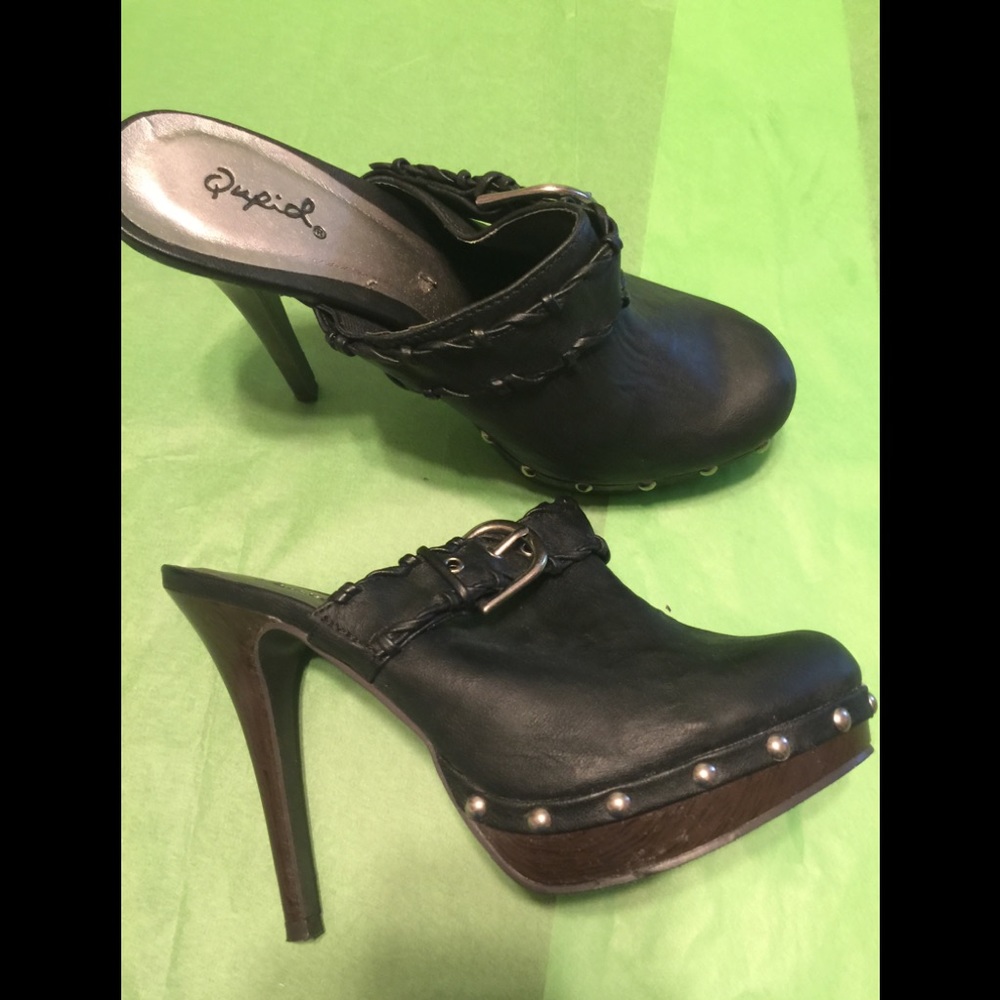 EUC Qupid Wooden High Heel Clogs